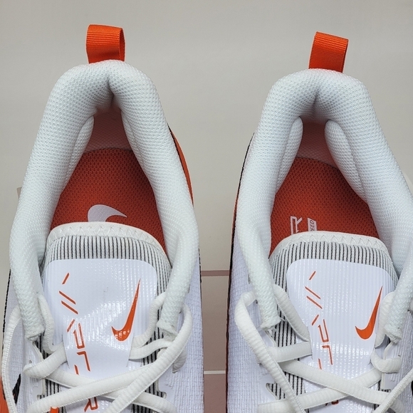 Nike Vapor Edge Speed 360 2 White/Orange Cleats FQ4045-100 Men’s Size 15 New